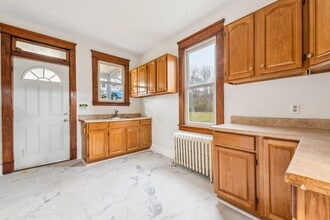 Building Photo - Unbeatable 3 bedroom home in Greensburg available April 1!