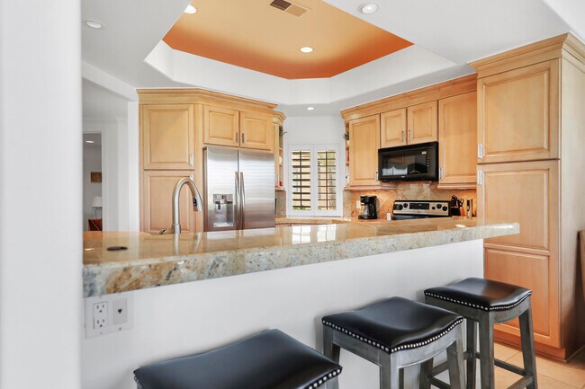 Building Photo - 76570 Hollyhock Dr