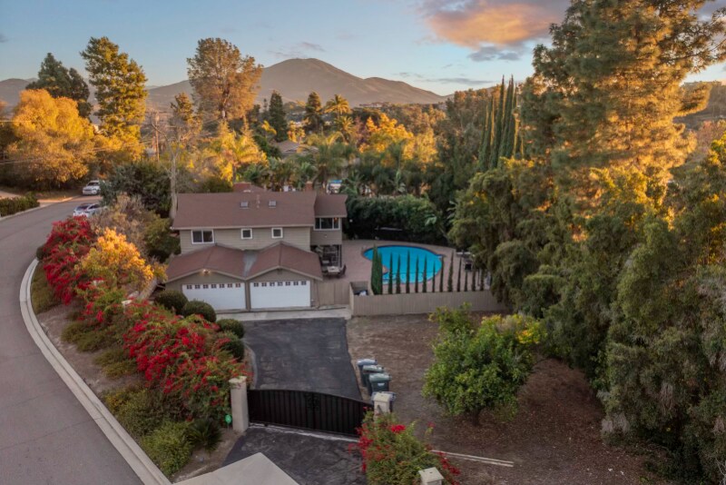 Building Photo - 11621 Vernette Ct