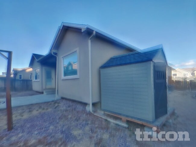 Building Photo - 7847 Dutch Loop