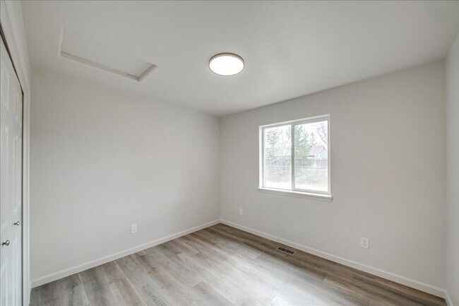 Building Photo - Beautifully Remodeled Home in Northwest Meridian