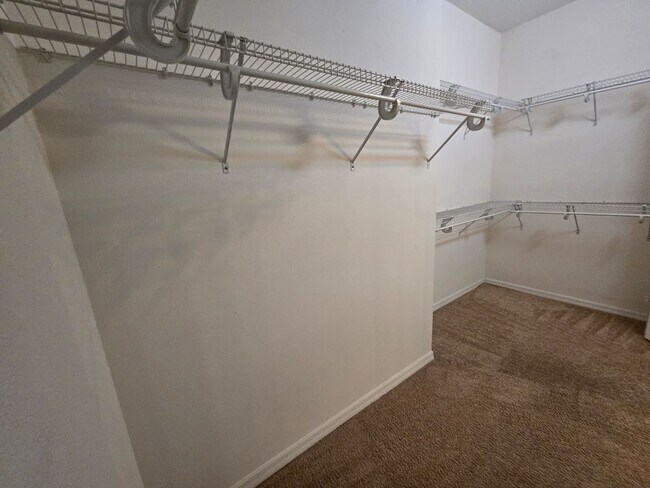 Building Photo - 9437 Leland Dr