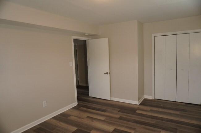Building Photo - 5551 Force Rd
