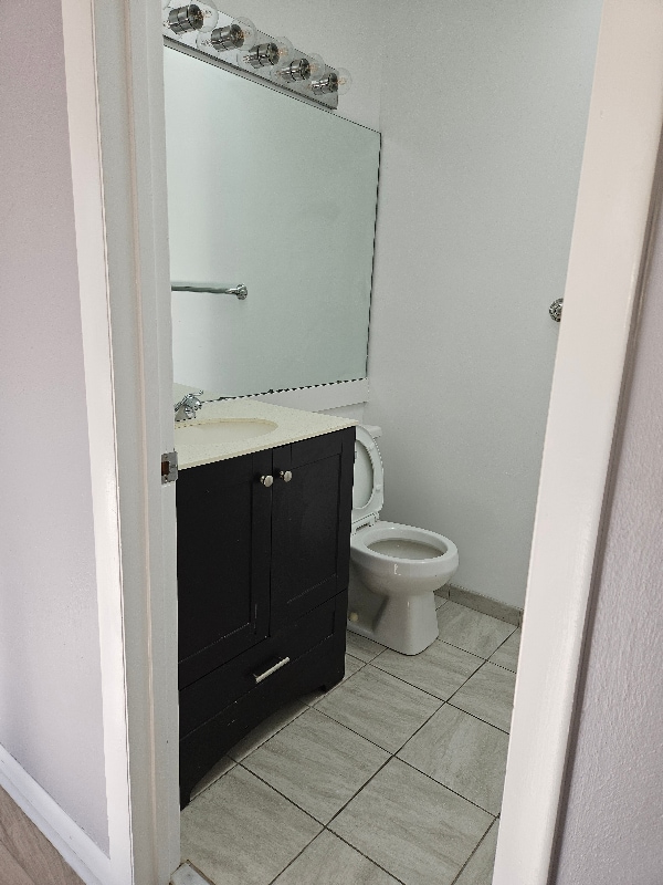 Building Photo - 3040 Winterberry Dr