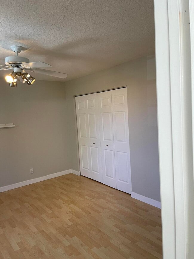 Building Photo - 20886 Avenel Run