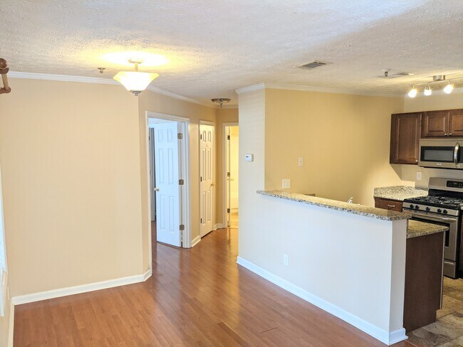 Building Photo - 5680 River Heights Xing SE