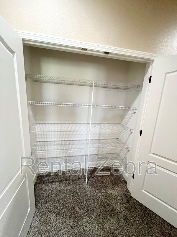 Building Photo - 1221 CAVALAIRE Ct