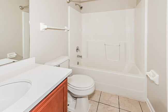 Building Photo - Comfort & Charm in Olive Branch
