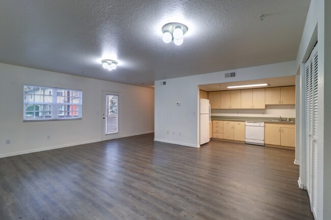 Building Photo - 8147 46th Ave N