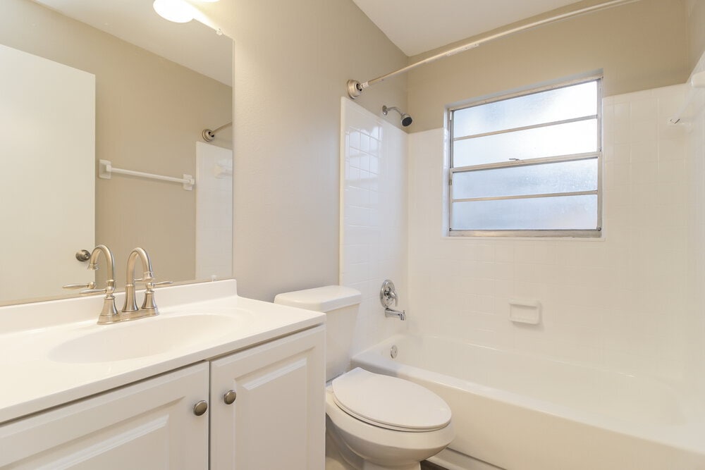 Building Photo - 4453 Tomlinson Cir