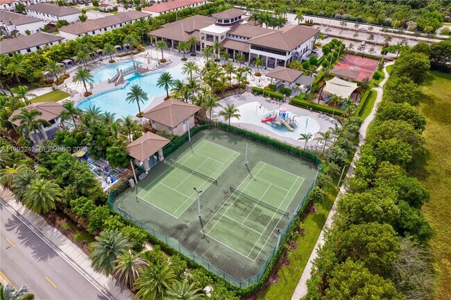 Building Photo - 10021 NW 87th Terrace