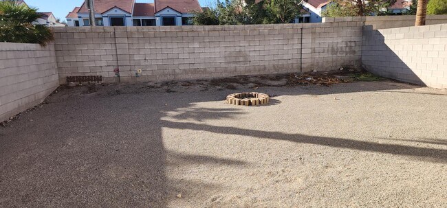 Building Photo - 1687 E Balsam Mist Ave