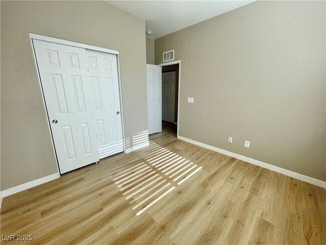 Building Photo - 5358 Panaca Spring St