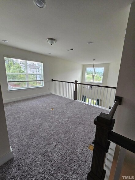 Building Photo - 1001 Heartstone Wy