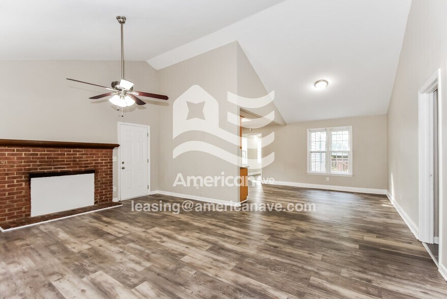 Building Photo - 325 Greensprings Dr