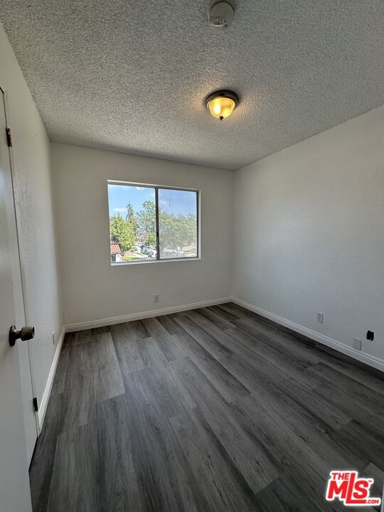 Building Photo - 1503 W 85th St