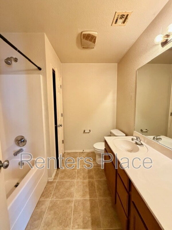 Building Photo - 14308 E 112th Pl N