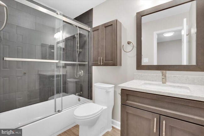 Building Photo - 908 Smartts Ln NE