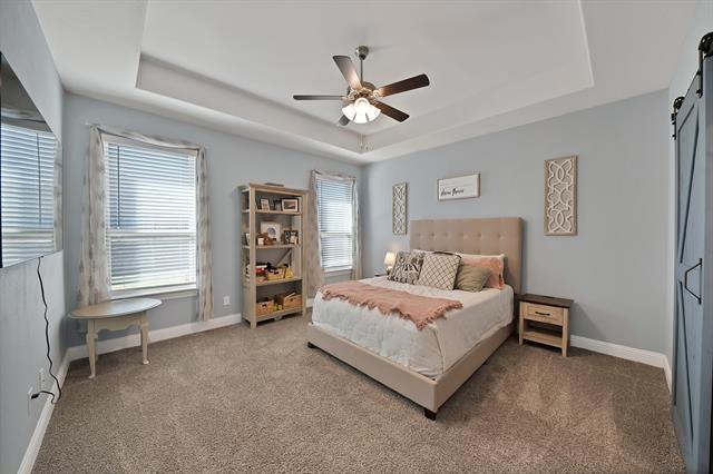 Building Photo - 10928 Canyon Mine Dr