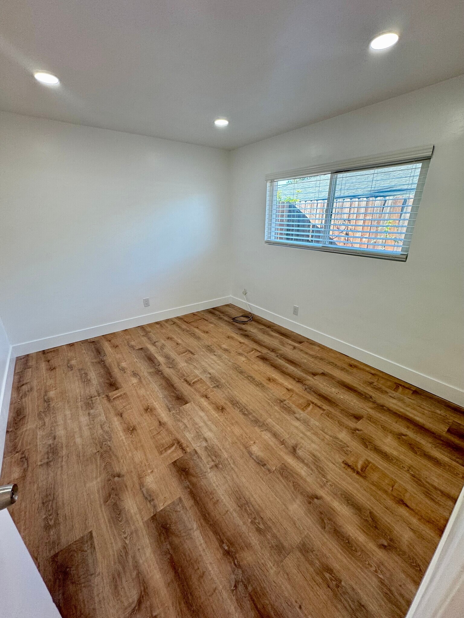 Building Photo - 60 Ocean View Ave