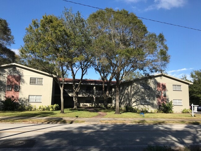 Building Photo - 529 30th Ave N