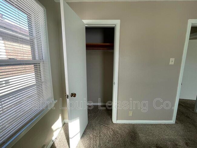 Building Photo - 8356 Elmore Ave