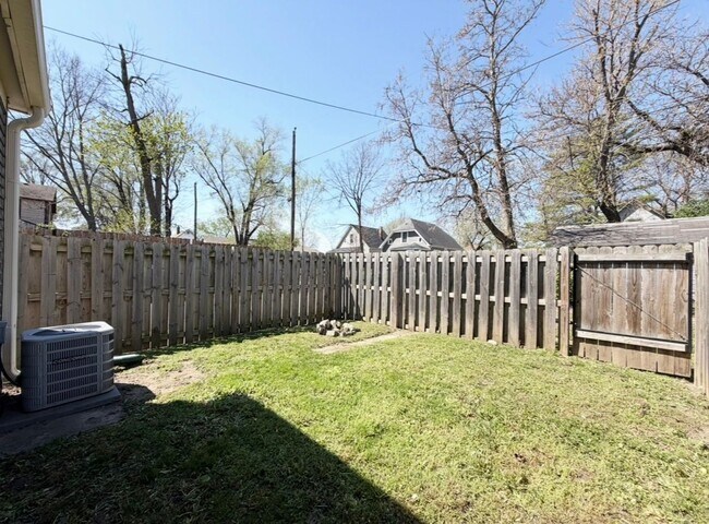 Building Photo - 1756-1756 S Delaware St