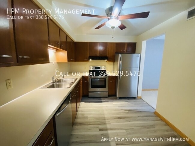Building Photo - 7165 Starcliff Ave NW