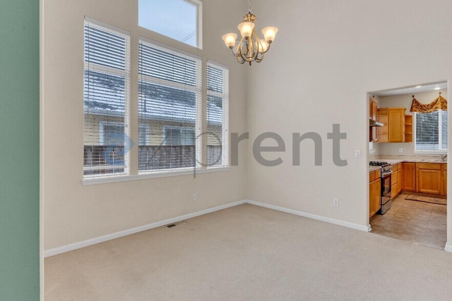 Building Photo - 17711 SE 14th St