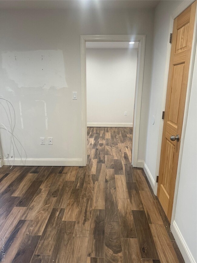 Building Photo - 106 Hempstead Turnpike