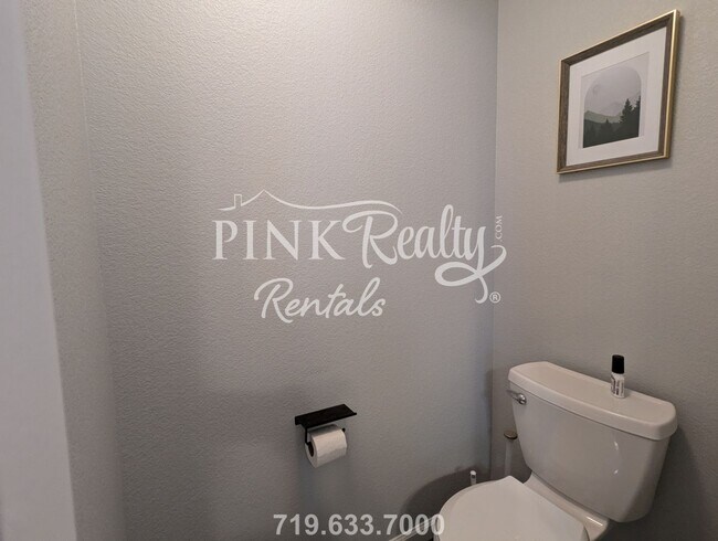 Building Photo - 2653 Shannara Grove