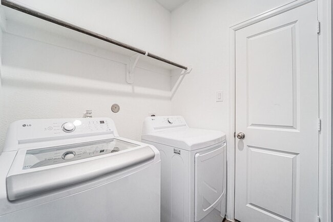 Building Photo - 4319 Liberty Ranch Wy