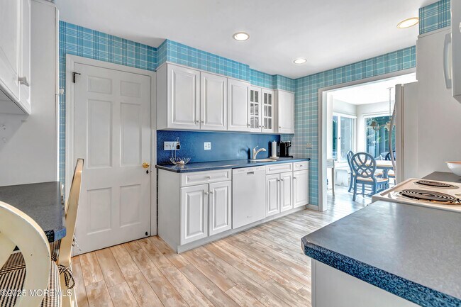 Building Photo - 204 Washington Blvd