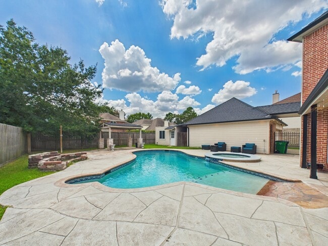Building Photo - 6206 Canyon Run Ct