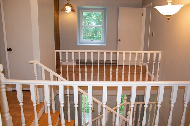 Building Photo - 7147 Mecklem Rd