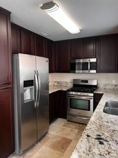 Building Photo - 523 Hart Dr