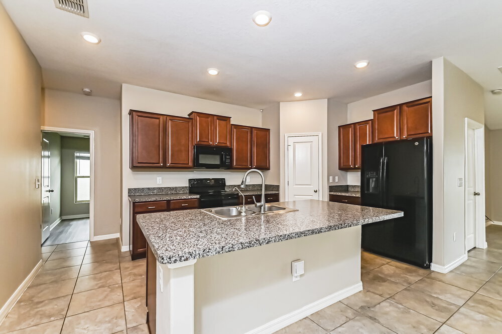 Building Photo - 7204 Ozello Trail Ave