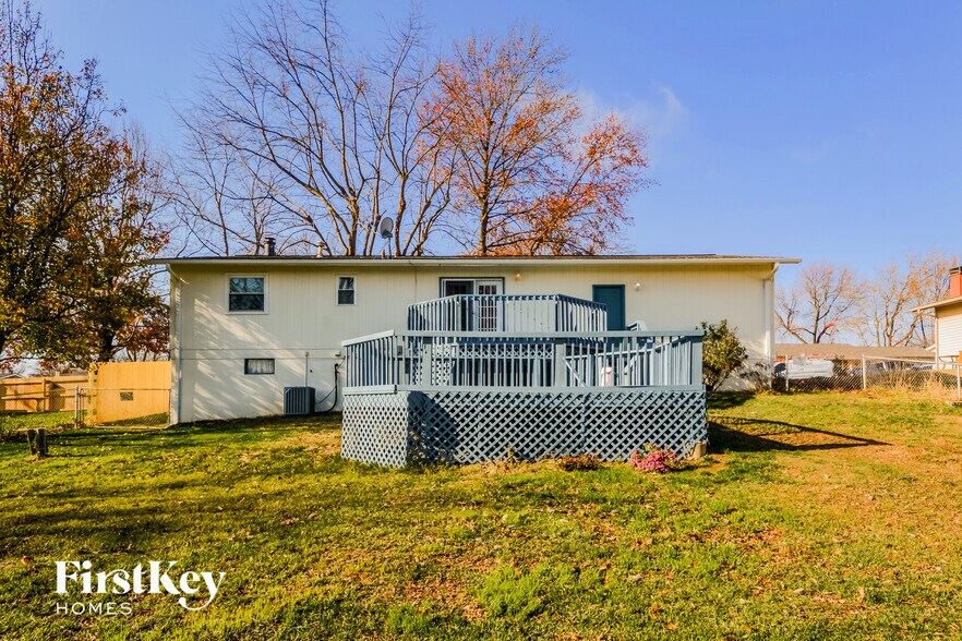 Building Photo - 1036 Drexel Dr