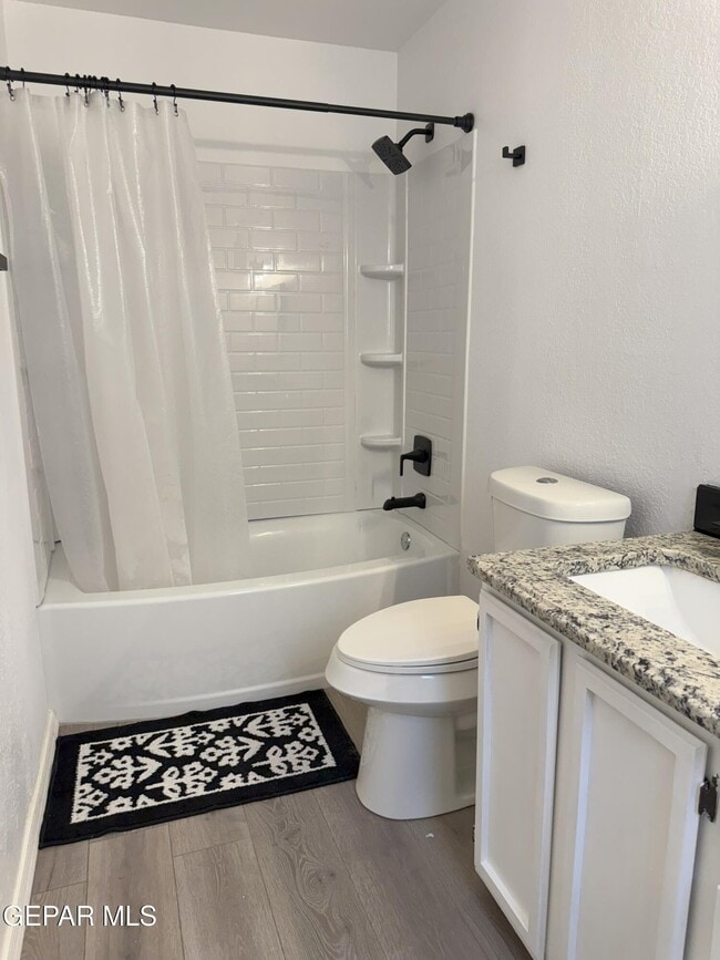 Building Photo - 6909 Canyon Run Dr
