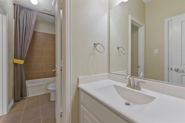 Building Photo - 351 Long Meadow Way