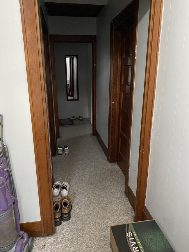 Building Photo - 87 E 15th St