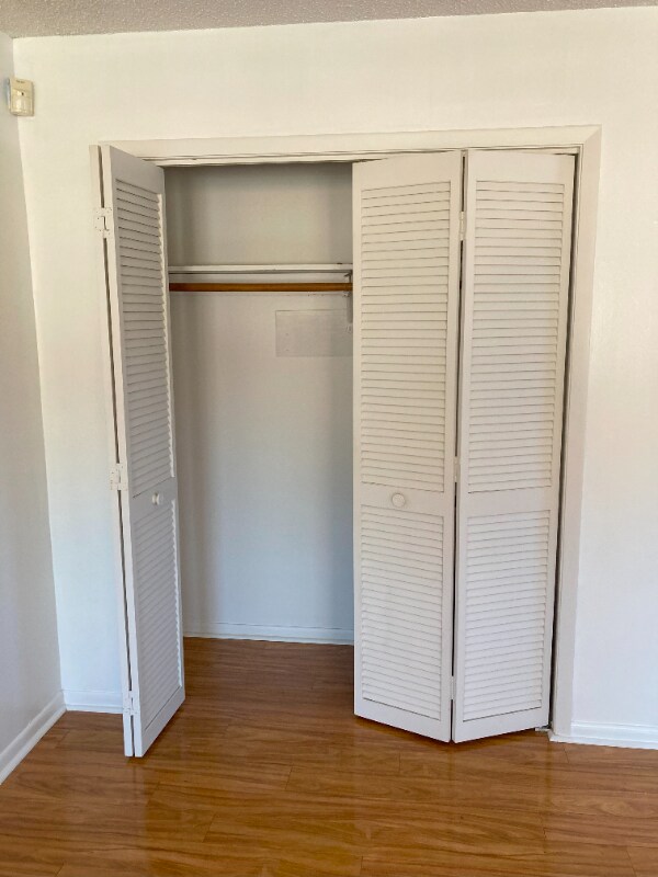 Building Photo - 207 E St