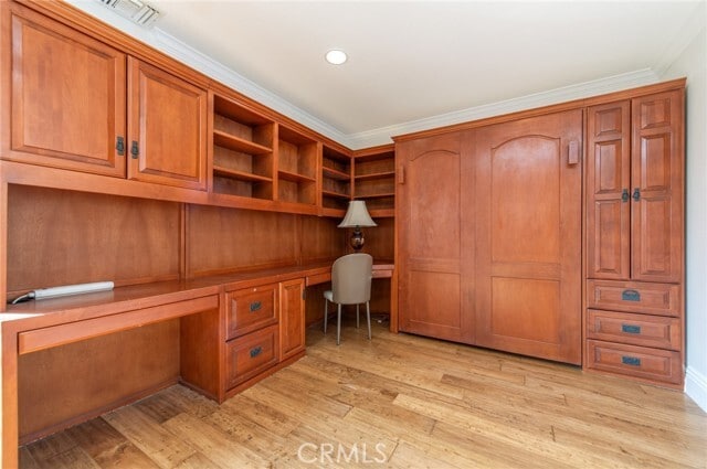 Building Photo - 14252 E Mall St