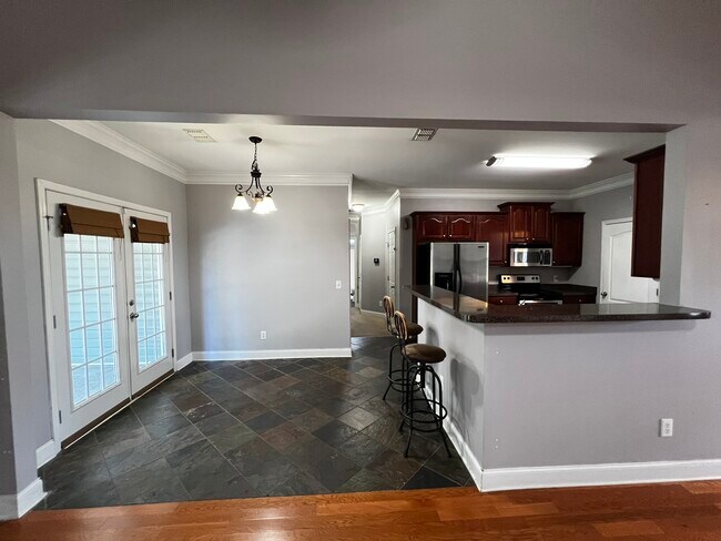 Building Photo - 451 Moriah Ln