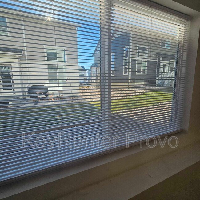 Building Photo - 1297 Dawes Wy