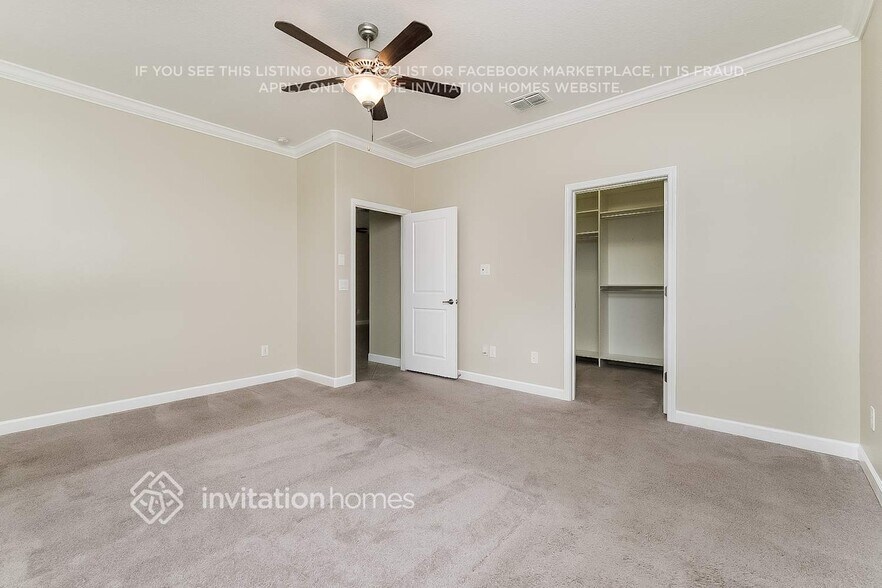Building Photo - 2546 Bartolo Dr