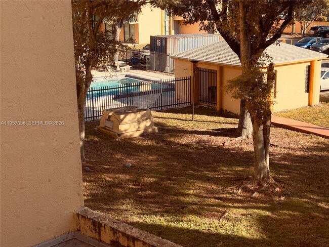 Building Photo - 11800 SW 18th St