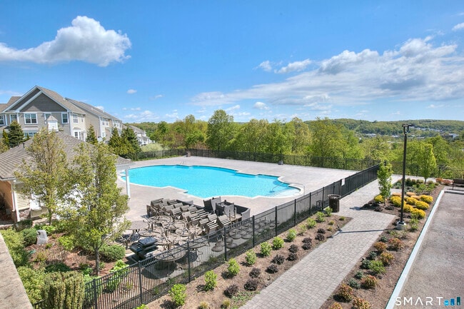 Building Photo - 89 Brentwood Cir