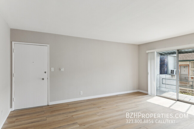 Building Photo - Newly Updated 2Bedroom 1Bathroom In Prime ...