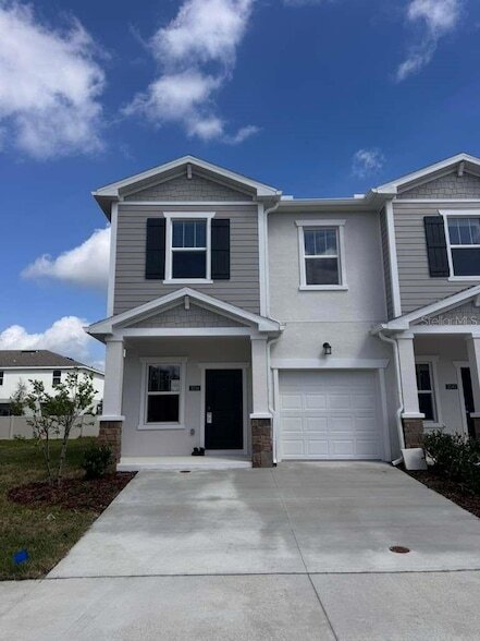 Building Photo - 3036 Chromatic St